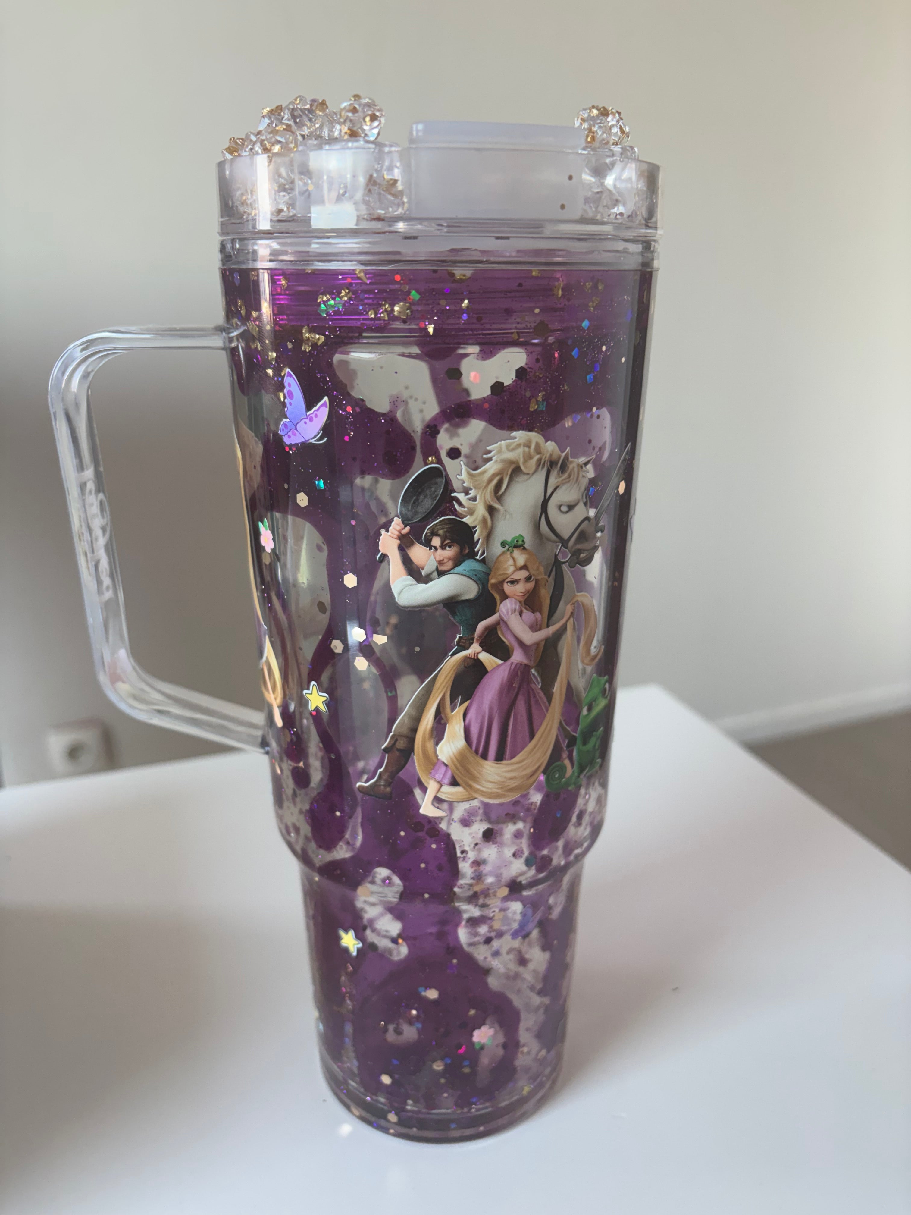 Cup’s poignet Raiponce