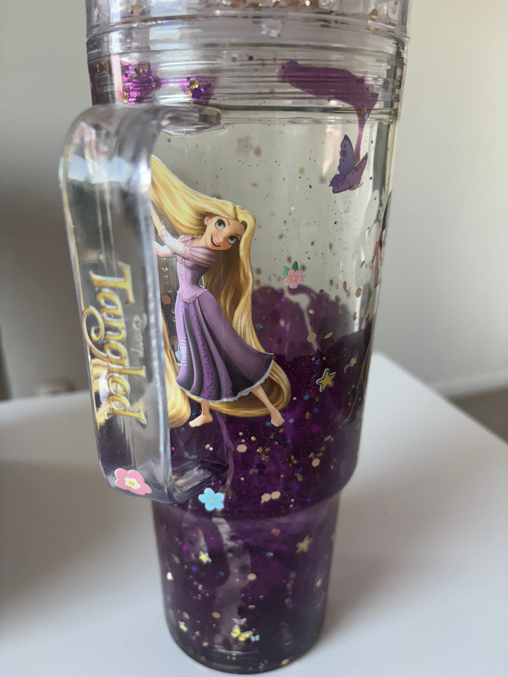 Cup’s poignet Raiponce